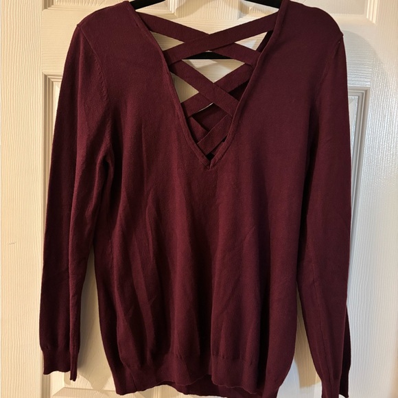 Love Ellie Women's Burgundy Crisscross in Back Sweater Medium - Picture 6 of 8